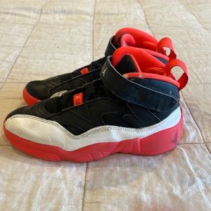 Air Jordan Jumpman Kids Shoes